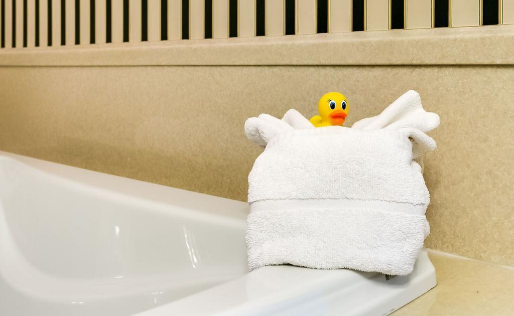 George House Heritage Bed And Breakfast Dildo エクステリア 写真