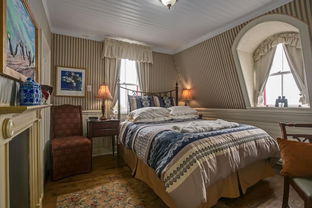 George House Heritage Bed And Breakfast Dildo エクステリア 写真
